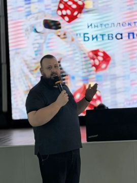 Иван Санаев: Связь времен! Устроили битву умов в «Пионере»