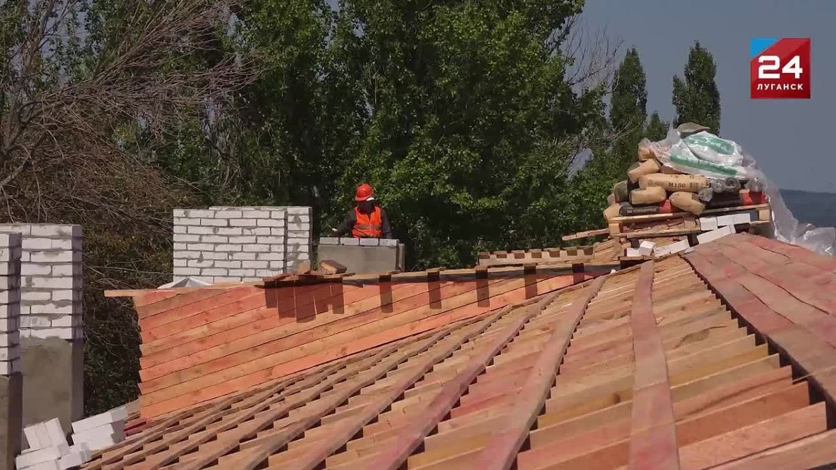 Крыши 20 домов в Луганске планируют отремонтировать до конца года