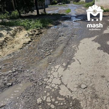 Шесть дней без воды сидят жители Гражданской в Луганске