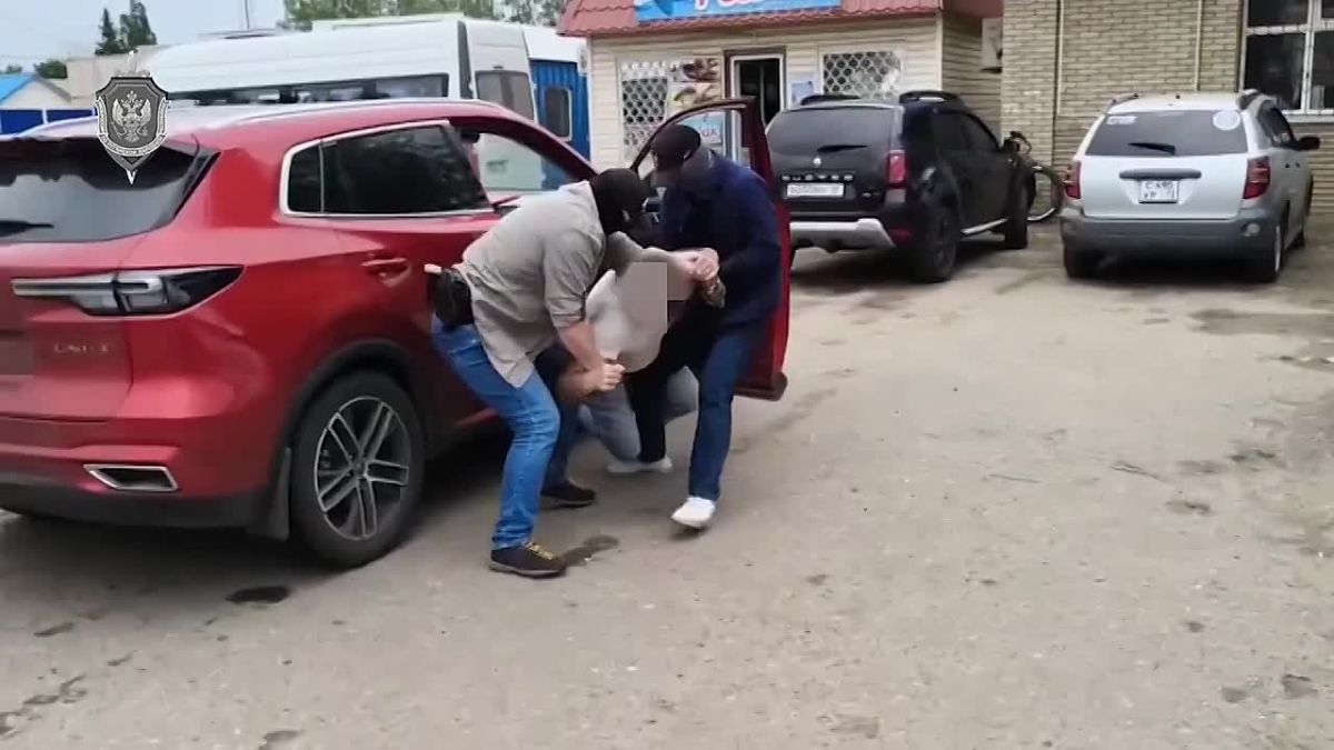 Новопсковский районный суд признал виновными троих руководителей коммерческих организаций в совершении преступления, предусмотренного ч. 5 ст. 291 УК России «Дача взятки»