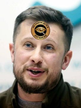 Зеля присвоил звание героя Украины основателю батальона «Азов»* Андрею Билецкому**