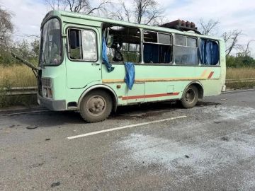 СК России возбудил уголовное дело о теракте после атаки на автобус в ЛНР