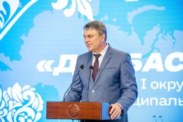 Леонид Пасечник: Муниципальные служащие — ближе всего к людям