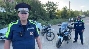 Очередной несовершеннолетний водитель питбайка выехал на дороги общего пользования и попал в поле зрение автоинспекторов