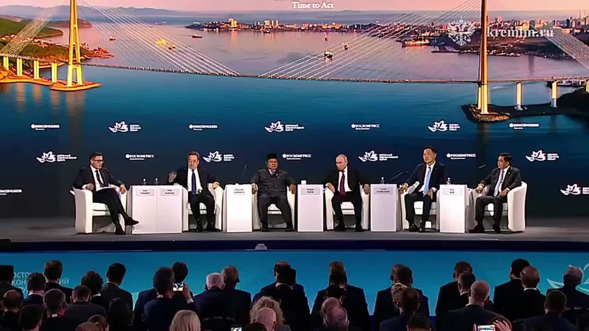 Главные тезисы из выступления Владимира Путина на ВЭФ во Владивостоке о ситуации вокруг Украины: