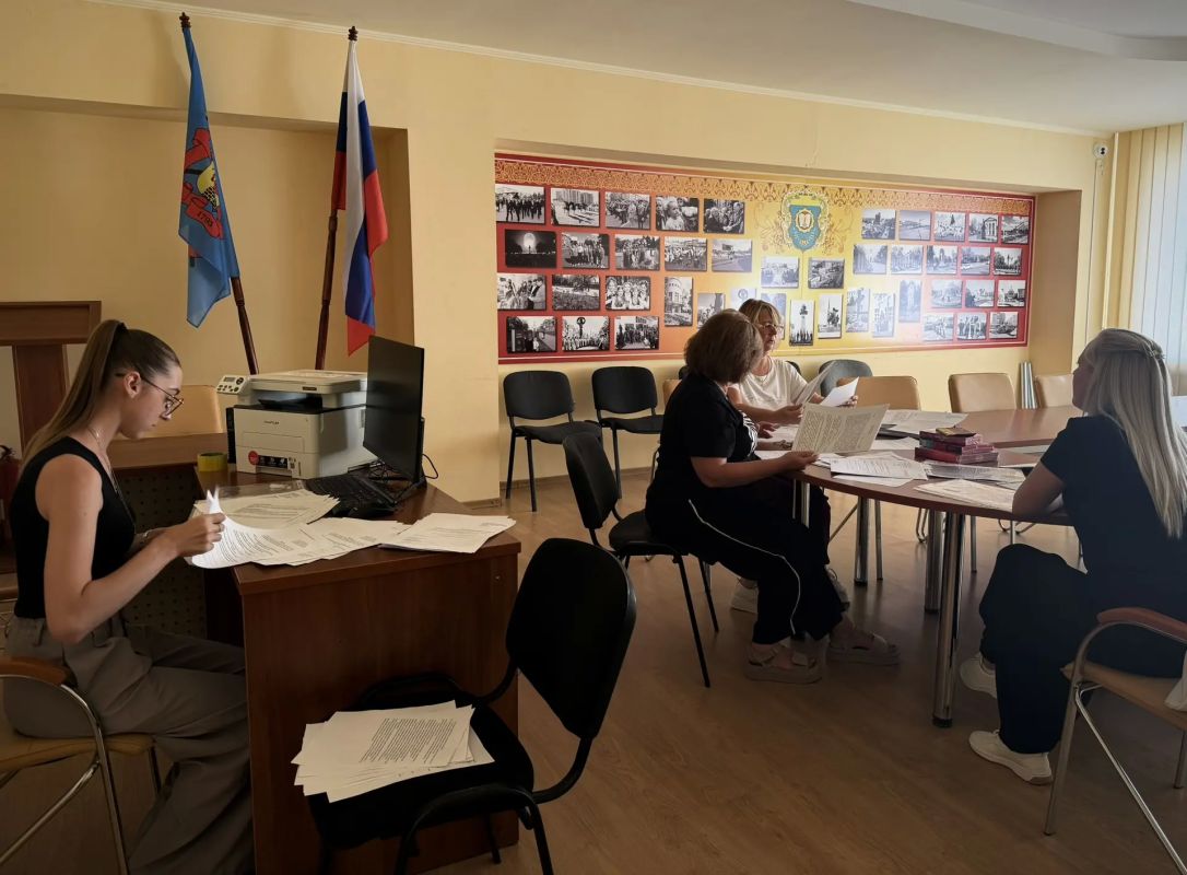 Управление потребительского рынка и услуг Администрации городского округа муниципальное образование городской округ город Луганск Луганской Народной Республики продолжает прием заявлений и необходимых документов, а также...