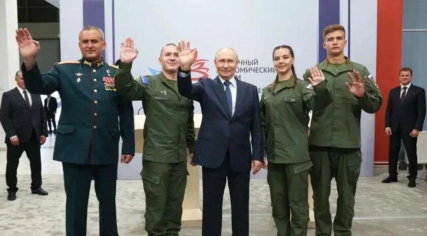 Курсантка центра «Воин» из ЛНР Татьяна Сак рассказала о встрече с Путиным