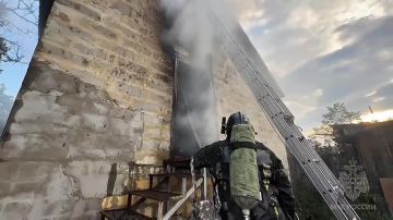 Вчера произошёл сильный пожар в частном доме в Луганске