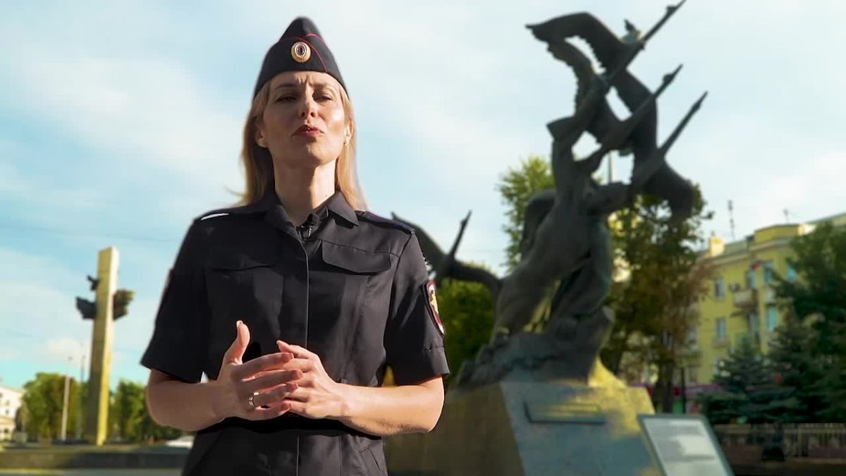 Правоохранители Луганщины присоединились ко Всероссийской акции, приуроченной ко Дню языков народов России