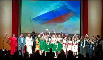 Любовь к родной речи и культуре: регионы России объединились в День языков народов РФ
