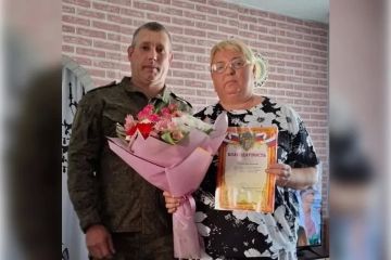 «Мамой Ирой меня называют даже дяденьки с бородой!»: Воспитательница детсада поддерживает целую роту на СВО