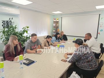 В Станично-Луганском муниципальном округе состоялся выездной правовой прием в рамках федерального проекта «Правомобиль КСВО» Комитета семей воинов Отечества