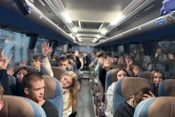 150 детей из Свердловского округа отправились на отдых в Геленджик