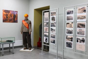 В Алчевске открыли два обновленных зала музея