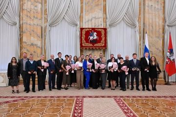 Столичные врачи получили награды за помощь Донбассу