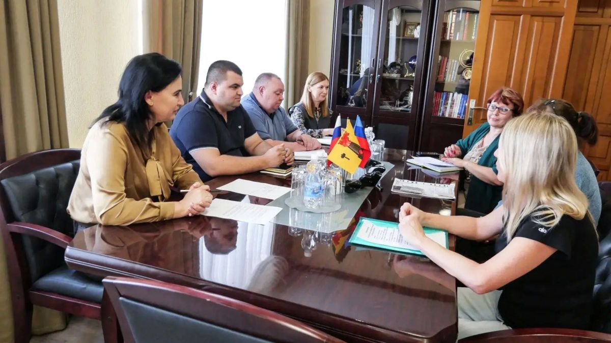 Яна Пащенко провела встречу с семьями погибших участников СВО
