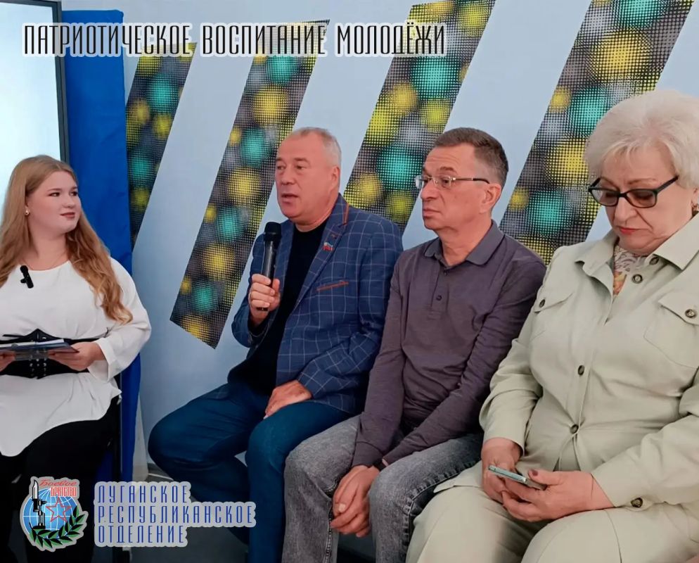 17 сентября в Луганском центре детского и юношеского творчества «Гармония» в студии «Синема» состоялось ток-шоу в рамках проекта «Антифейк»