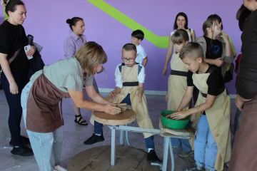 Гончарный круг, куклы-мотанки и танк Т-34: в Луганске прошёл фестиваль «Россия – моя история»