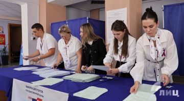 Денис Колесников и Иван Санаев победили на выборах депутатов Госдумы в ЛНР