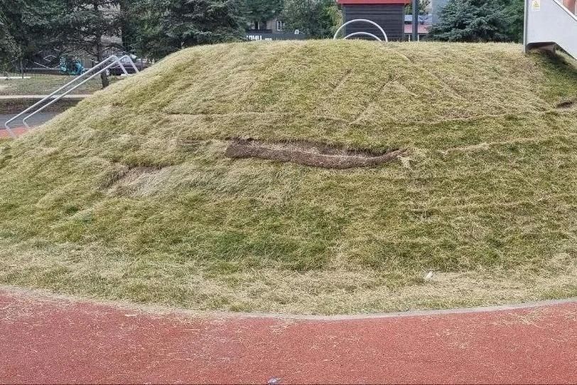 В Стаханове новая зона отдыха горожан уже требует защиты от самих горожан