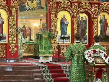 Начальник УФСИН России по ЛНР принял участие в торжествах по случаю 18-й годовщины архиерейской хиротонии митрополита Луганского и Алчевского Пантелеимона