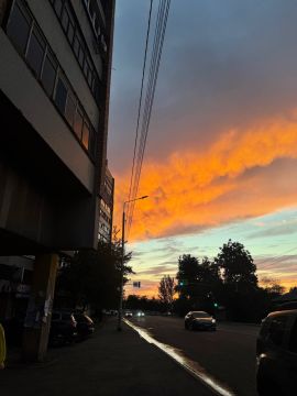 Небо в Луганске сегодня вечером