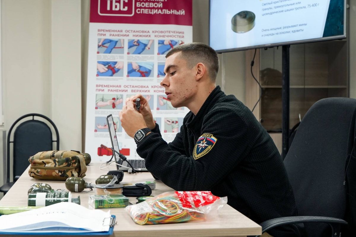 Студенты-спасатели из Луганска выступили инструкторами на Всероссийском слёте студентов-спасателей