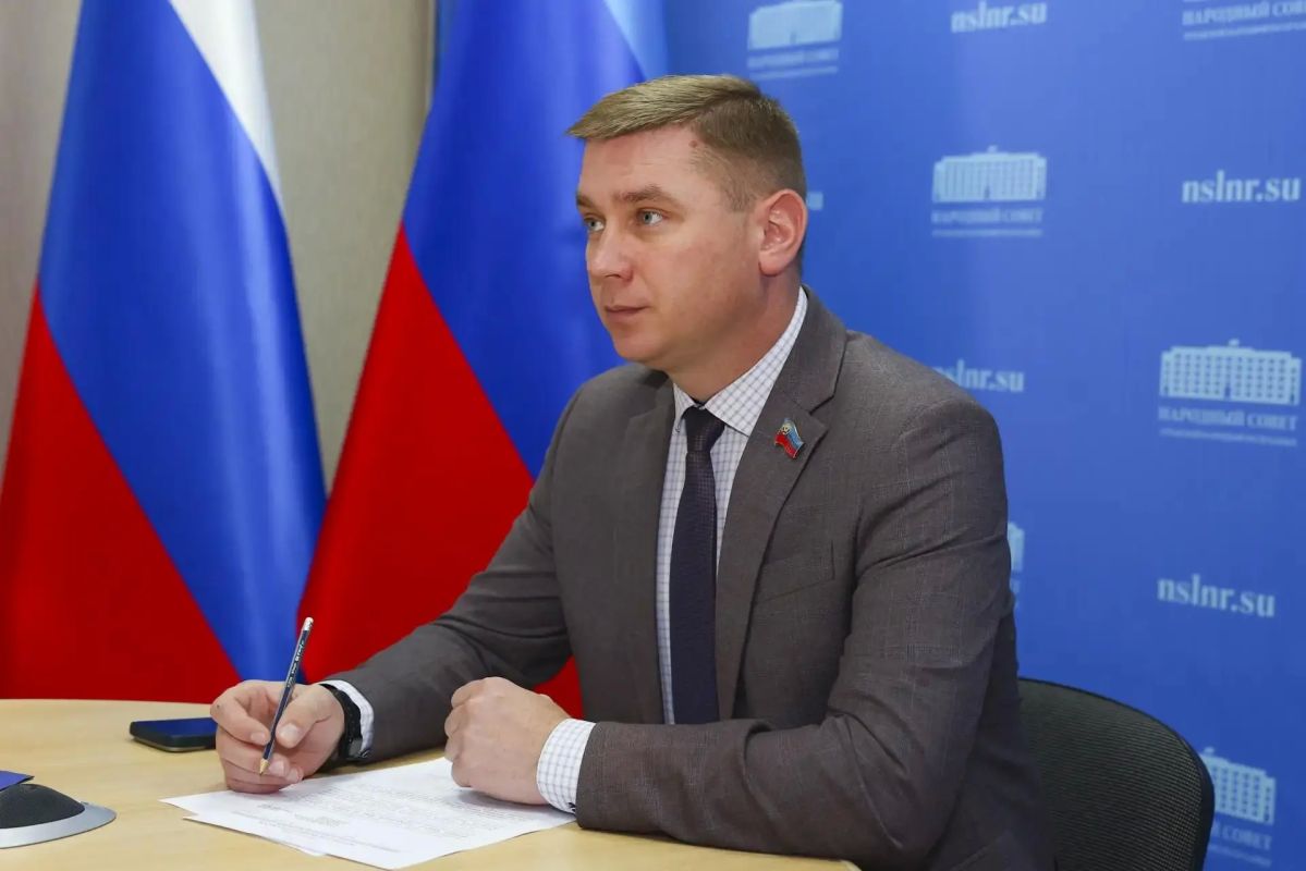 Депутат из ЛНР принял участие в рассмотрении проекта бюджета России на 2027-2029 годы