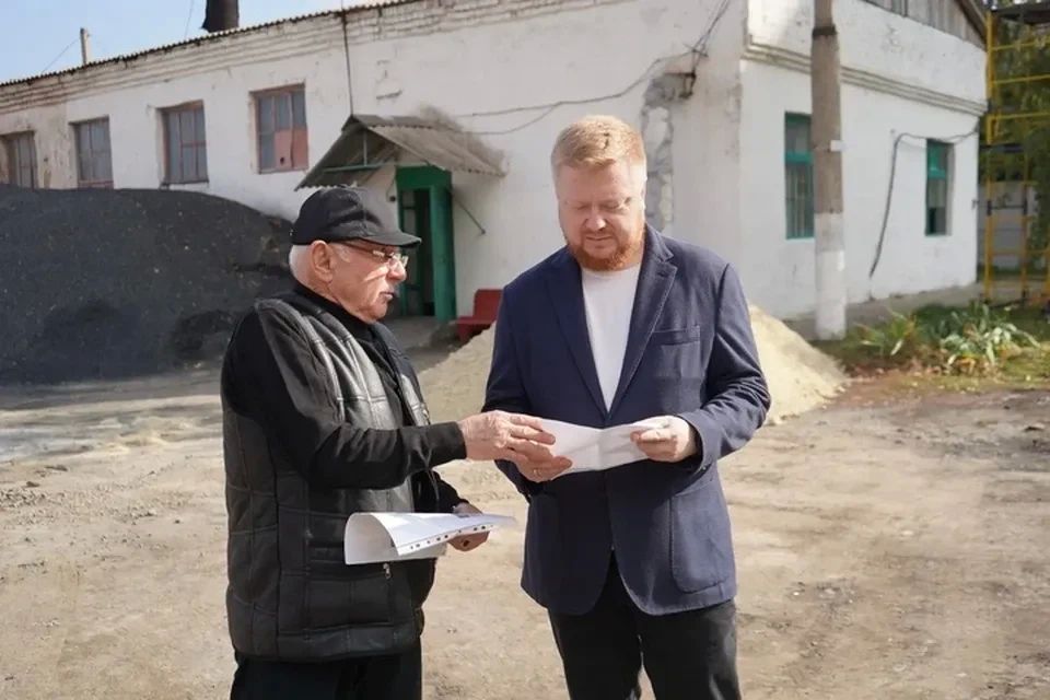 Иван Кусов посетил учреждения культуры, спорта и образования в Свердловске и Ровеньках