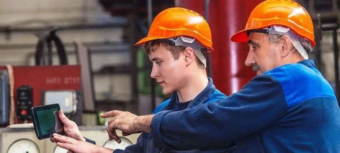 Виктор Водолацкий: В Луганской Народной Республике появится наставничество над детьми-сиротами